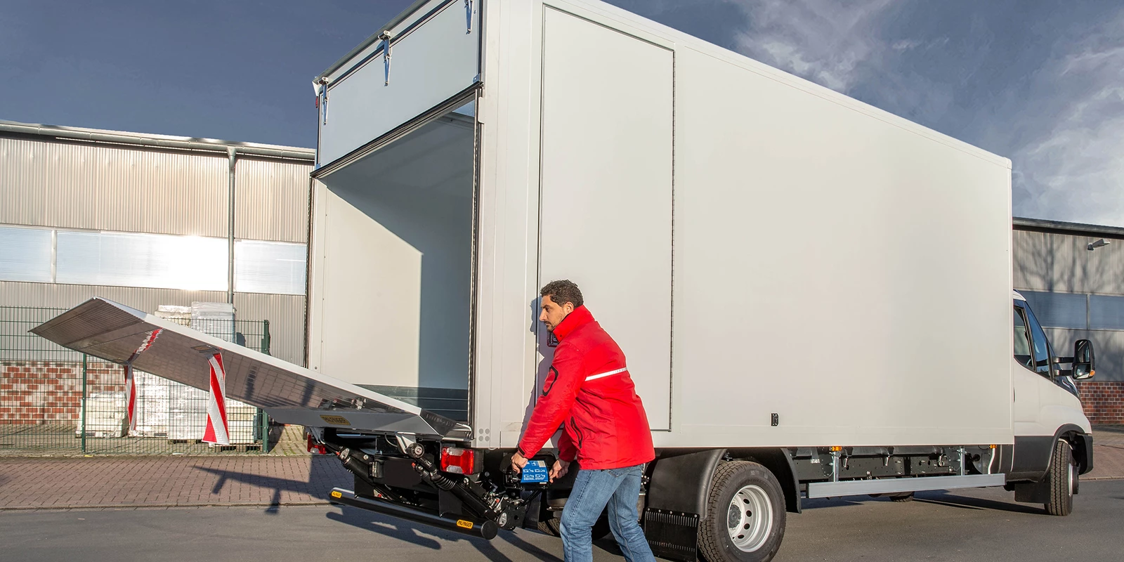 Van with tail lift clearance